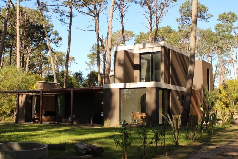 Casa en La Reserva de montoya en alquiler y venta